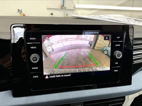 New 2026 Volkswagen Jetta SE image 19