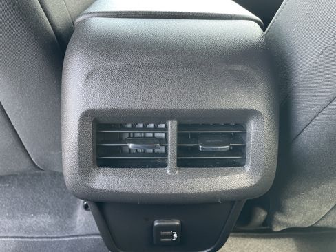 Used 2021 Chevrolet Equinox LT AWD/4WD image 18