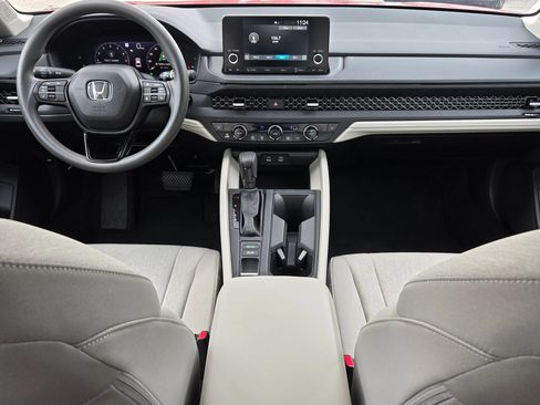 Used 2025 Honda Accord SE image 16