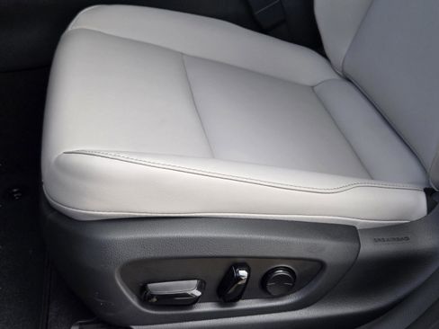 New 2026 Lexus UX 300h FWD image 14