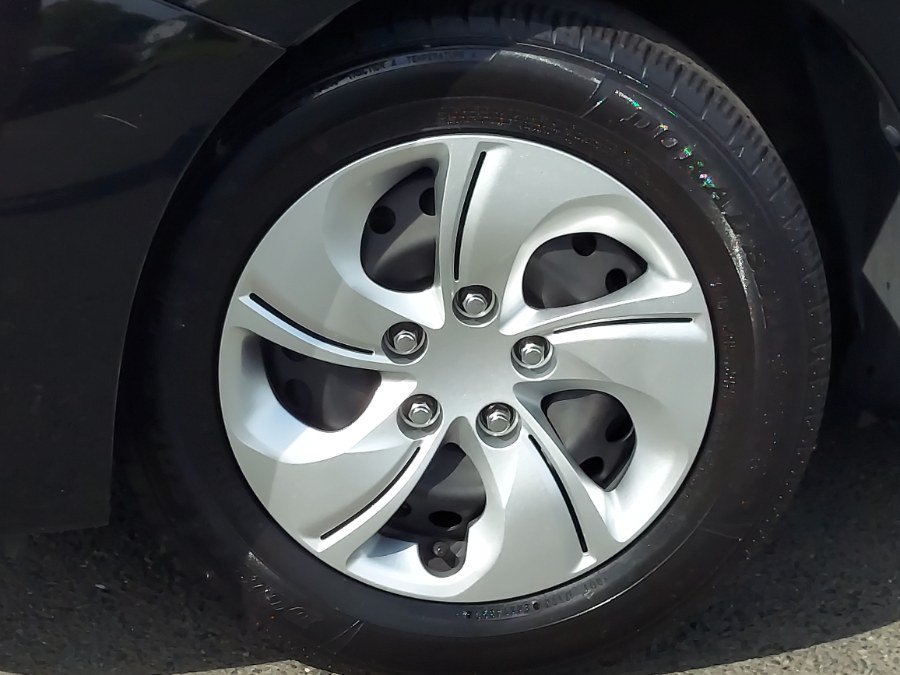 Used 2013 Honda Civic LX image 16