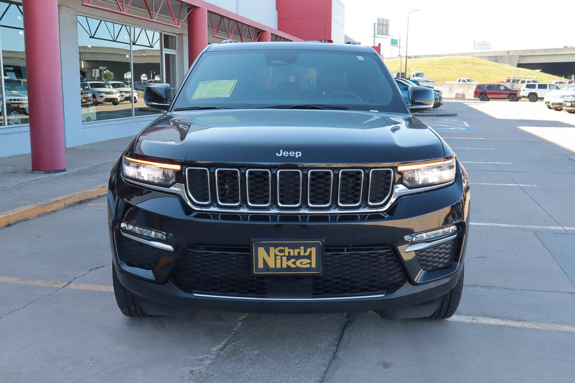 Used 2024 Jeep Grand Cherokee Limited 4xe AWD/4WD image 3