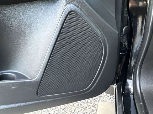 Certified 2022 Chevrolet Colorado Z71 w/ Trail Boss Package image 24