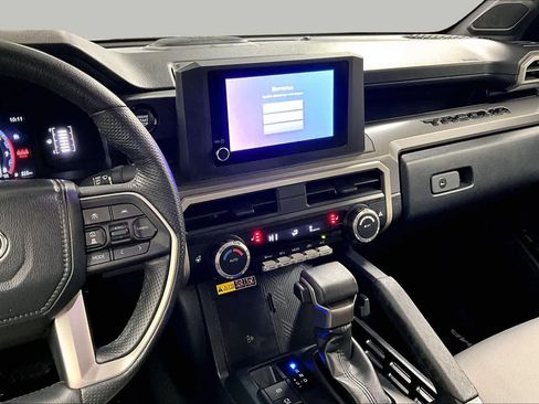 Certified 2024 Toyota Tacoma SR5 AWD/4WD image 7