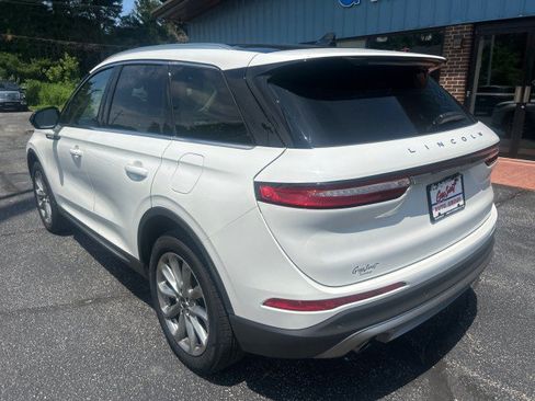 Used 2022 Lincoln Corsair AWD w/ Premium Package image 8