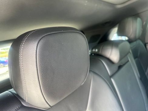 Used 2020 Porsche Cayenne AWD/4WD image 14