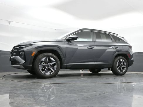 Used 2025 Hyundai Tucson SEL AWD/4WD image 43