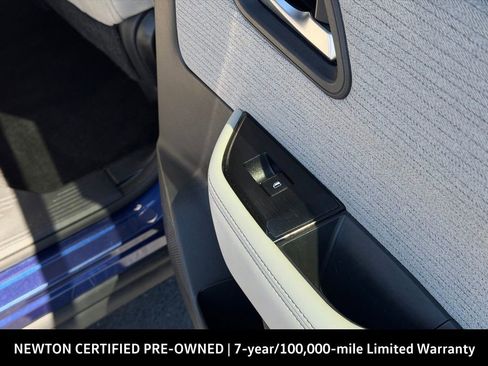 Used 2023 Nissan Rogue SV FWD image 20