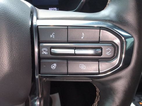 Used 2024 GMC Canyon AT4 w/ AT4 Premium Package AWD/4WD image 21
