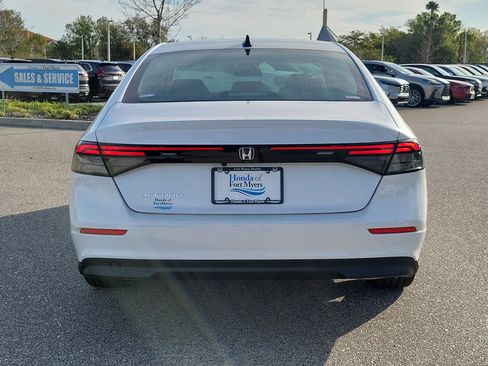 New 2026 Honda Accord SE image 6
