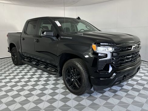 Used 2026 Chevrolet Silverado 1500 RST w/ RST Select Package RWD image 2
