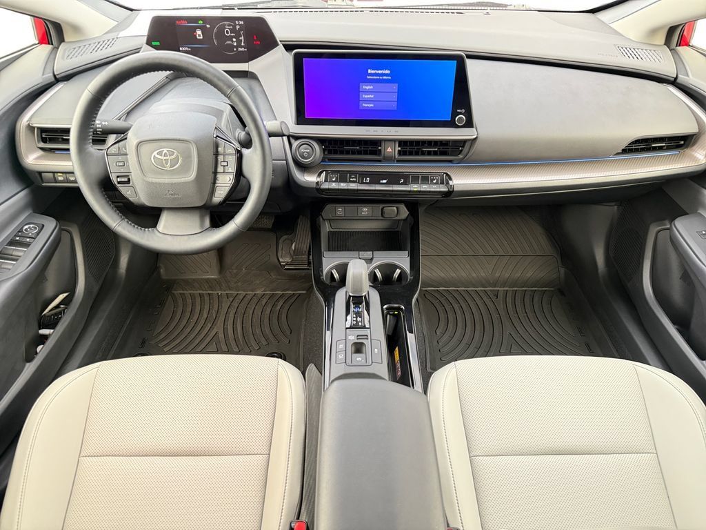 Used 2024 Toyota Prius XLE FWD image 15