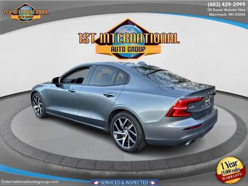 Used 2019 Volvo S60 T6 Momentum w/ Premium Package image 6