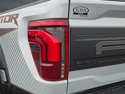Certified 2025 Ford F150 Raptor AWD/4WD image 11