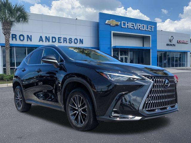 Used 2024 Lexus NX 250 FWD w/ Towing Package (2000 Lbs) image 1