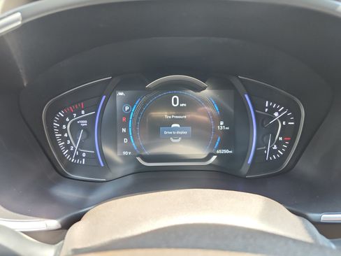Used 2020 Hyundai Santa Fe Limited AWD/4WD image 18