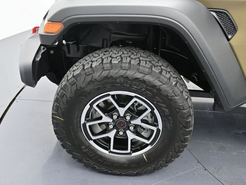New 2026 Jeep Wrangler Unlimited Rubicon AWD/4WD image 9