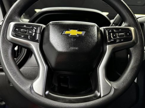 Used 2022 Chevrolet Silverado 2500 Custom w/ Custom Convenience Package image 23