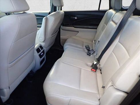 Used 2016 Honda Pilot EX-L image 10
