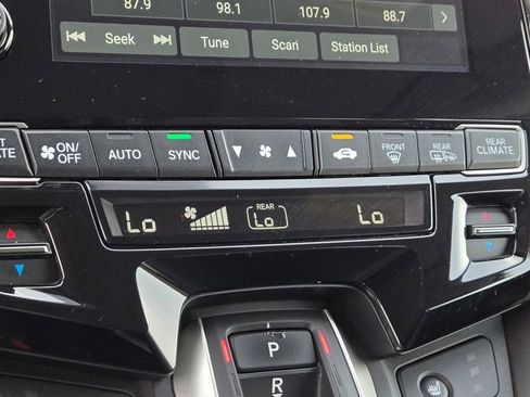 Used 2023 Honda Odyssey EX-L image 19