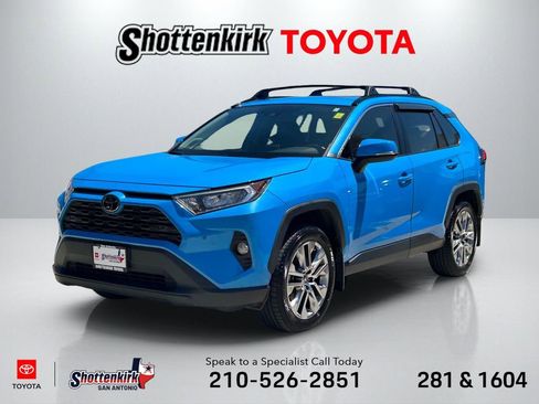 Used 2021 Toyota RAV4 XLE Premium FWD image 1