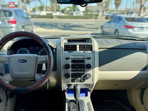 Used 2012 Ford Escape XLT image 12