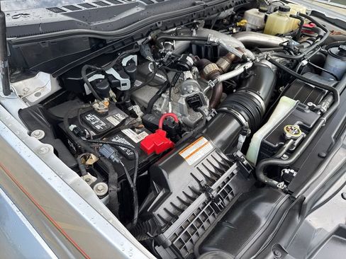 Used 2022 Ford F450 Lariat image 35