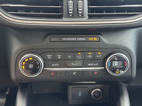 Used 2020 Ford Escape SEL FWD image 20