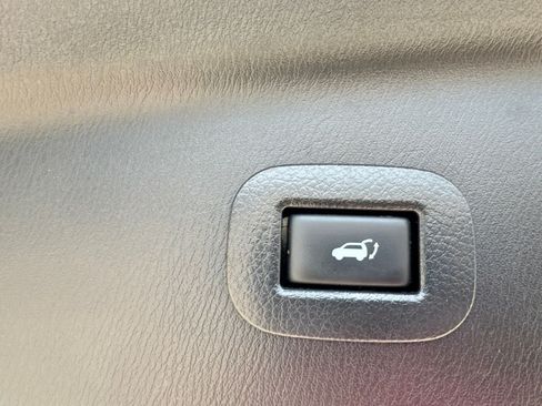 Used 2018 INFINITI QX80 2WD w/ Deluxe Technology Package image 36