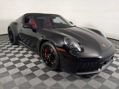 Certified 2026 Porsche 911 Targa 4 GTS AWD/4WD image 9