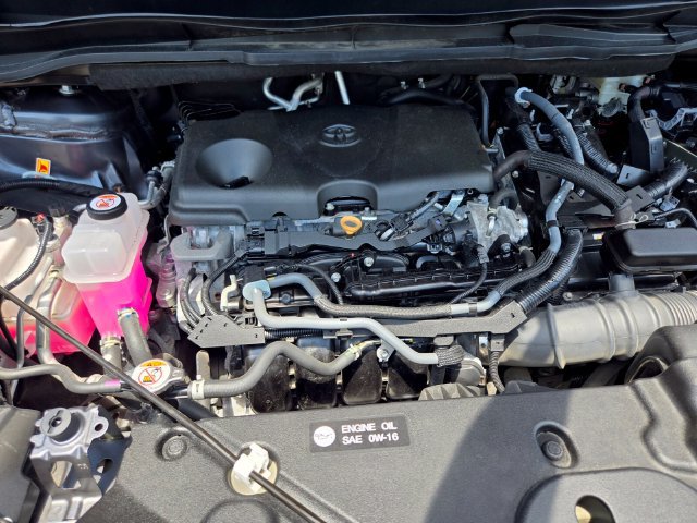 Used 2025 Toyota Sienna XLE FWD image 23