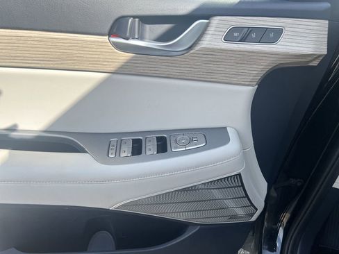 Used 2021 Hyundai Palisade Limited image 14