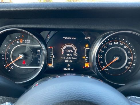 Used 2022 Jeep Gladiator Overland w/ Popular Equipment Package image 16