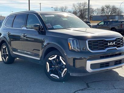 Used 2025 Kia Telluride S
