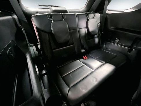 Used 2025 Ford Explorer ST-Line w/ ST-Line Street Pack image 26