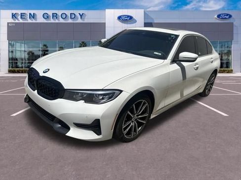 Used 2019 BMW 330i Sedan w/ Driving Assistance Package RWD image 4