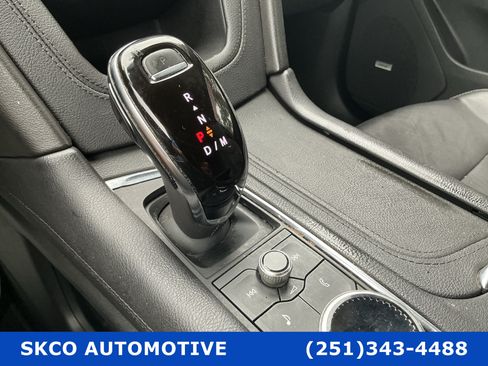 Used 2020 Cadillac XT5 Premium Luxury FWD image 23