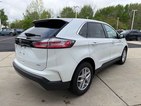 Used 2023 Ford Edge SEL w/ Convenience Package AWD/4WD image 5