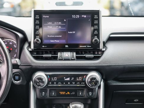 Certified 2022 Toyota RAV4 XLE Premium FWD image 3