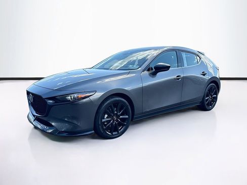 Used 2023 MAZDA MAZDA3 Hatchback w/Premium Plus Pkg AWD/4WD image 3