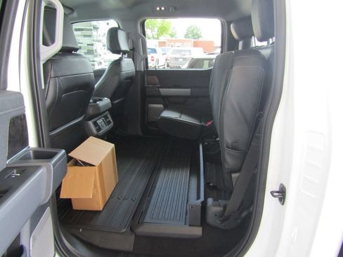 Used 2024 Ford F350 Lariat w/ Chrome Package AWD/4WD image 35