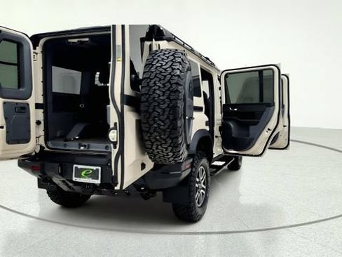 Used 2025 INEOS Grenadier AWD/4WD image 18