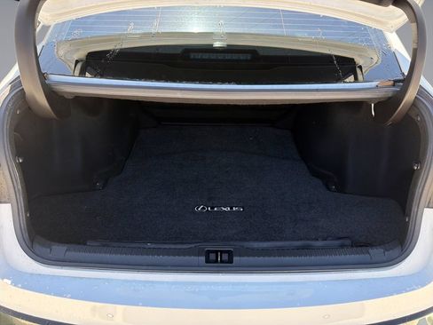 Used 2022 Lexus IS 350 F Sport RWD image 13