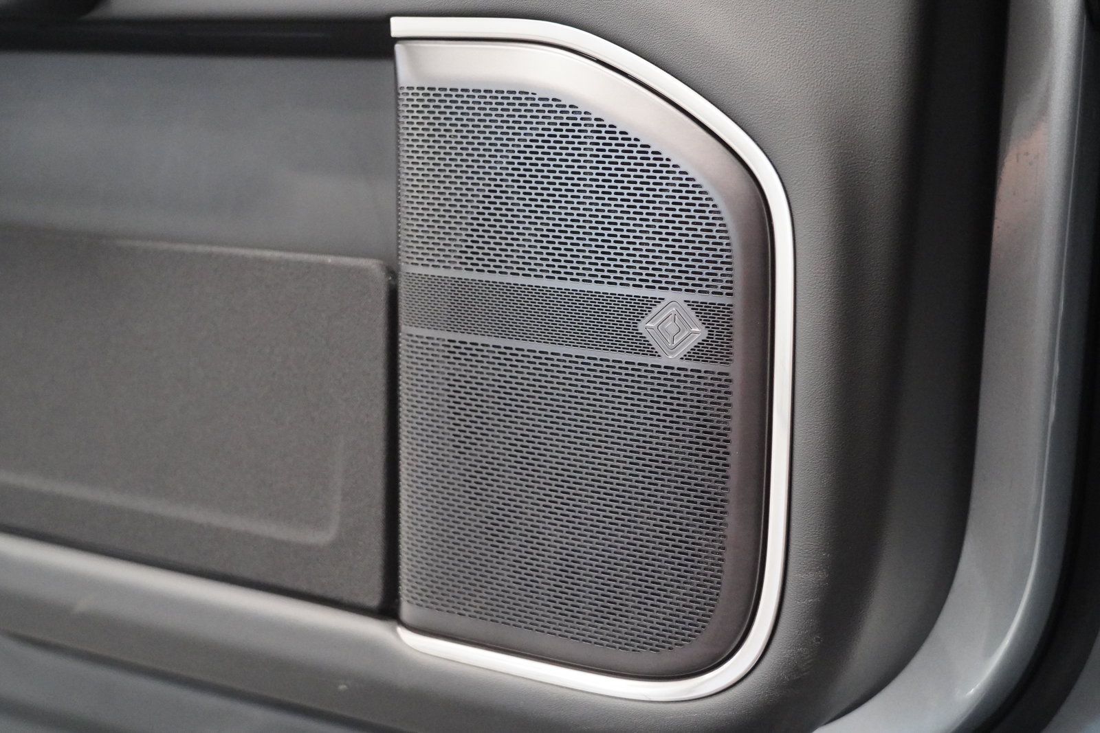 Used 2023 Rivian R1S Launch Edition Quad AWD/4WD image 31