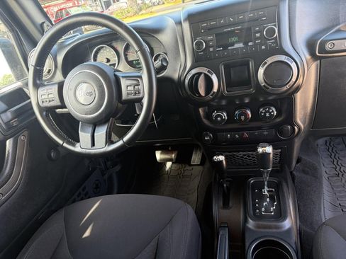 Used 2016 Jeep Wrangler Sport AWD/4WD image 22