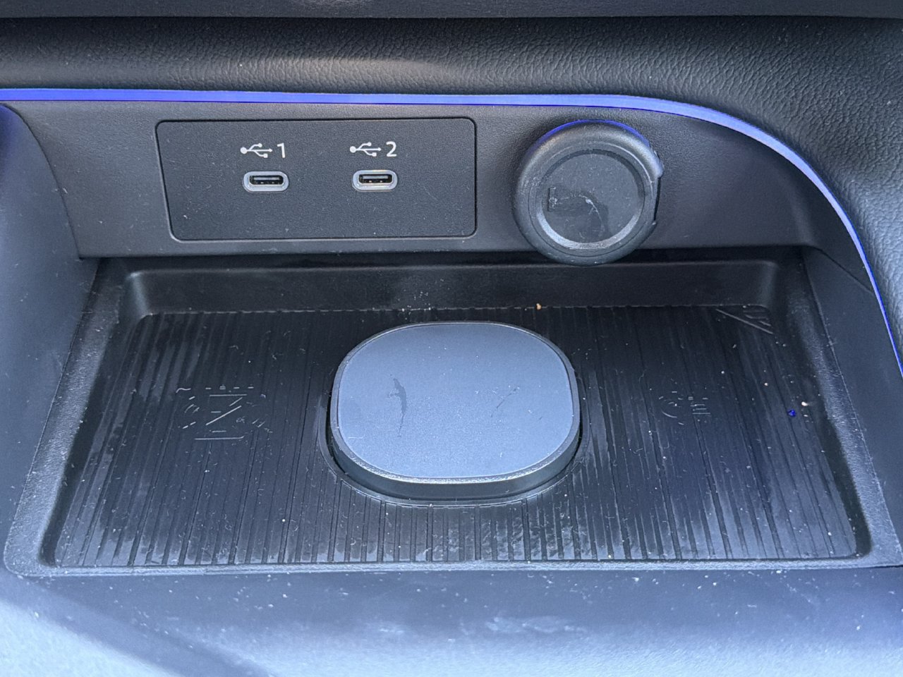 Used 2027 Nissan Sentra SR w/ SR Premium Package FWD image 6