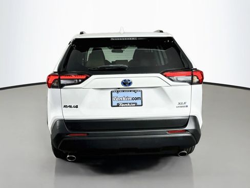 Certified 2022 Toyota RAV4 XLE AWD/4WD image 6