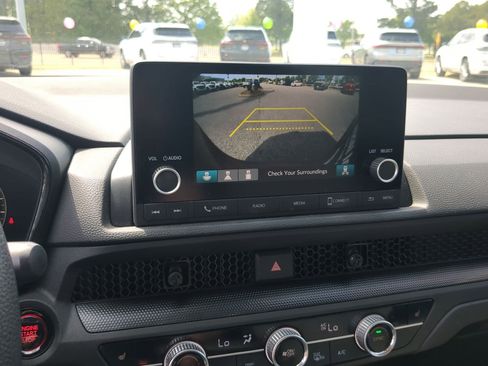 Used 2024 Honda CR-V EX image 17