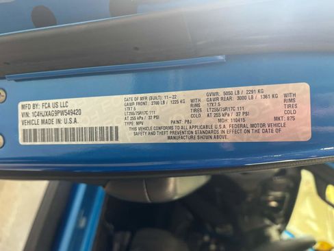 Used 2023 Jeep Wrangler Willys image 12