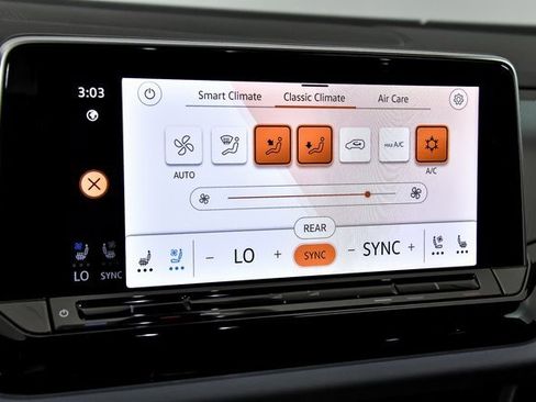 Certified 2025 Volkswagen Atlas Peak Edition SE image 14